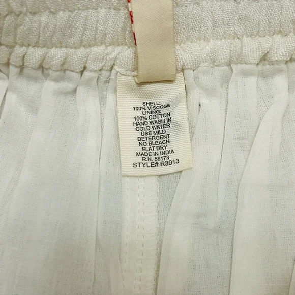 🌼 Boho Gold Foil Embroidered Crop Top & Shorts Set XS NWT - Picture 10 of 14